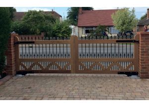 Abbey Custom Gate from WEBBS Builders Merchants