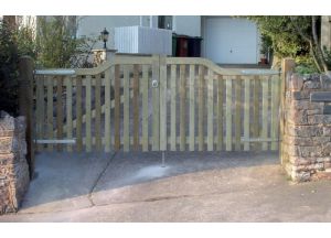 Barton Essex Entrance Gate from WEBBS Builders Merchants